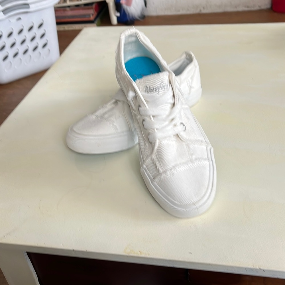 Blowfish Malibu size 8